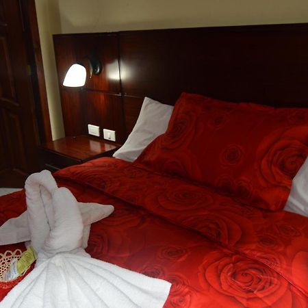 Balcones Del Rio Hotel Латакунга Экстерьер фото