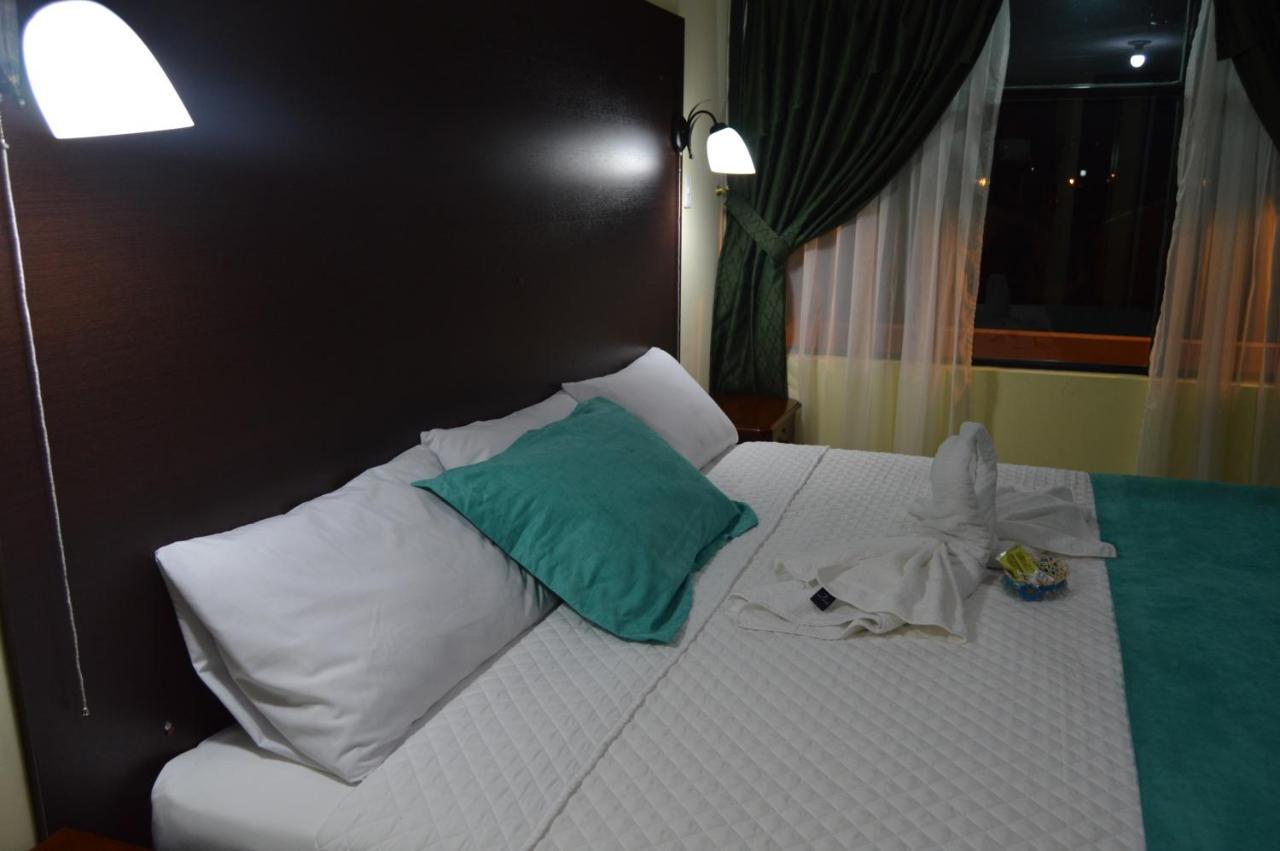 Balcones Del Rio Hotel Латакунга Экстерьер фото